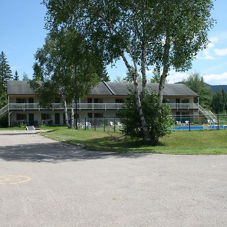 La Cuillere A Pot Hotel Saint-Donat-de-Montcalm Luaran gambar