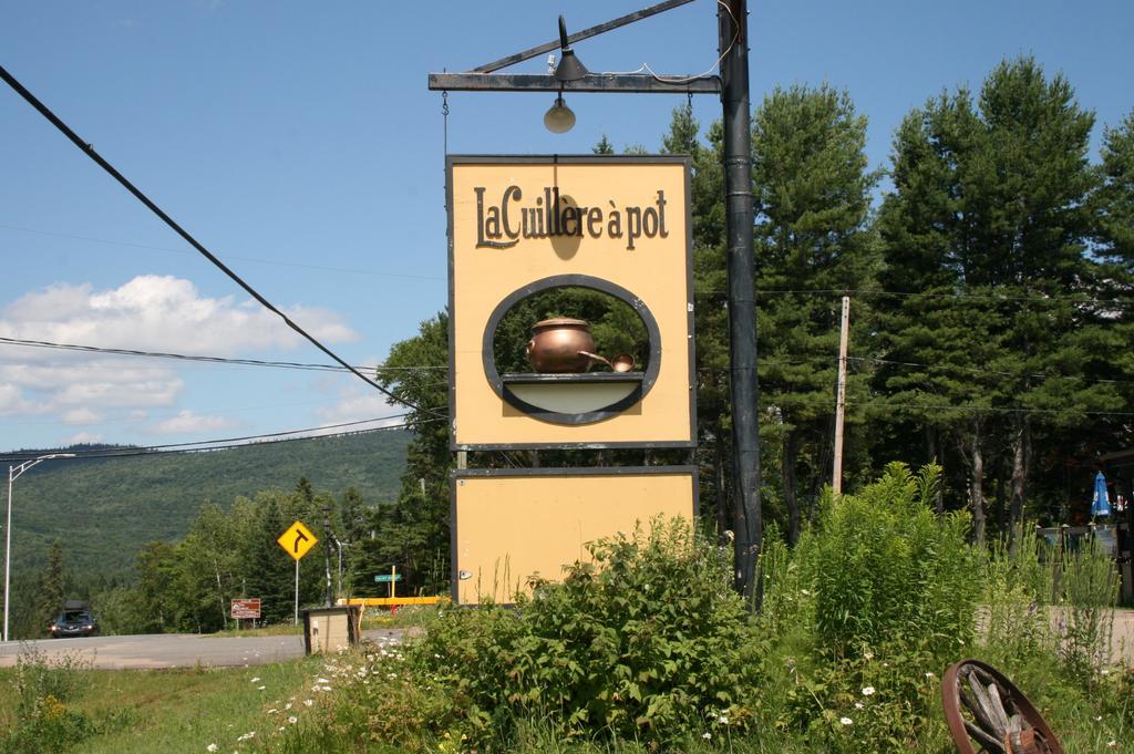 La Cuillere A Pot Hotel Saint-Donat-de-Montcalm Luaran gambar